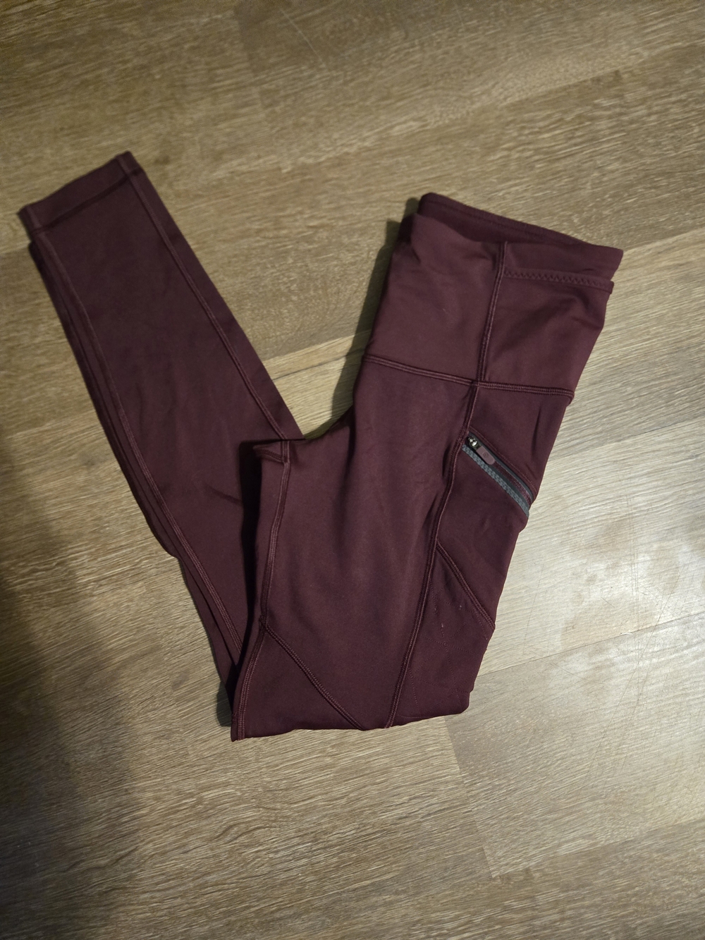 Womens lululemon  Maroon Toasty Tech Tight Fleece Lined  Leggings Size 6